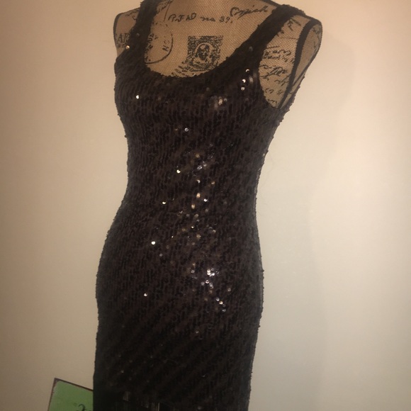 Sequins Dress - Picture 2 of 4